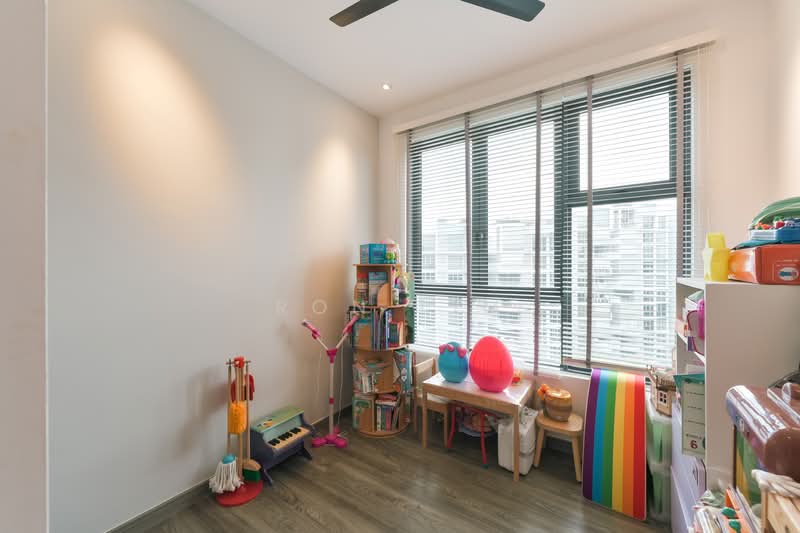 The Brownstone Executive Condominium For Sale at S$ 1,600,000 | PropertyGuru Singapore - Study