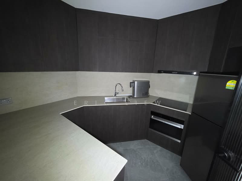 The Aston Condominium For Sale at S$ 1,250,000 | PropertyGuru Singapore - Kitchen