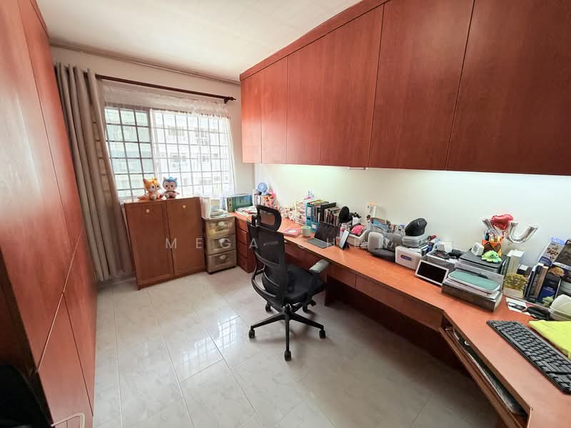 412 Pasir Ris Drive 6 HDB Flat For Sale at S$ 670,000 | PropertyGuru Singapore - Study