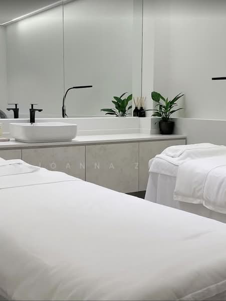 Fitted Beauty Salon, Wellness, Physio and Other Retails at Orchard, , 1,453 sqft, Other Retail For Rent, by Joanna Zhou, 500074543 - Interior - CommercialGuru.com.sg