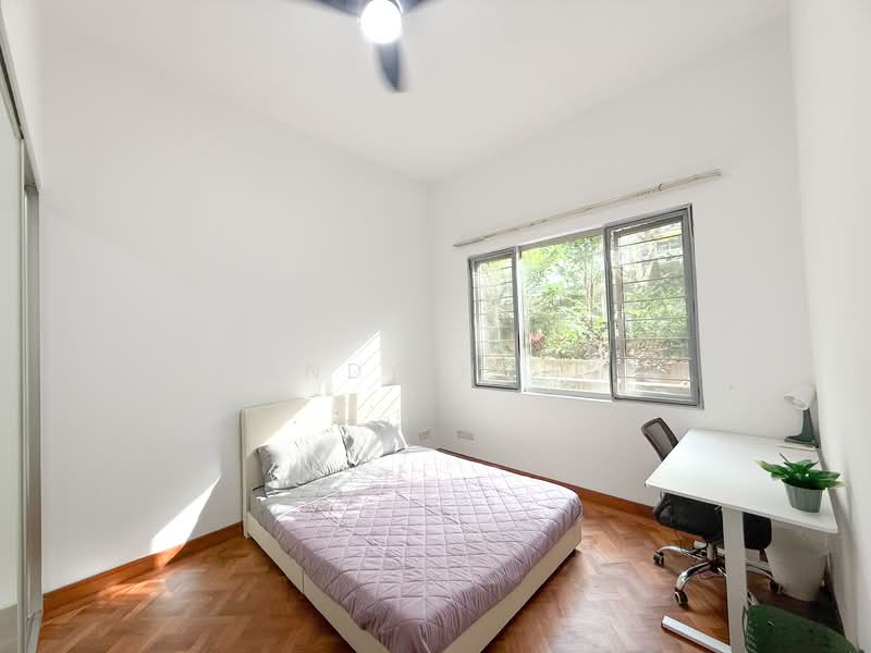 Maple Woods, 985 Bukit Timah Road, Room Rental, 200 sqft, Condominium For Rent, by Mandy Hsieh, 500074565 - Bedroom - PropertyGuru.com.sg
