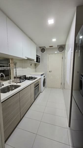 Austville Residences Executive Condominium For Sale at S$ 1,178,000 | PropertyGuru Singapore - Kitchen