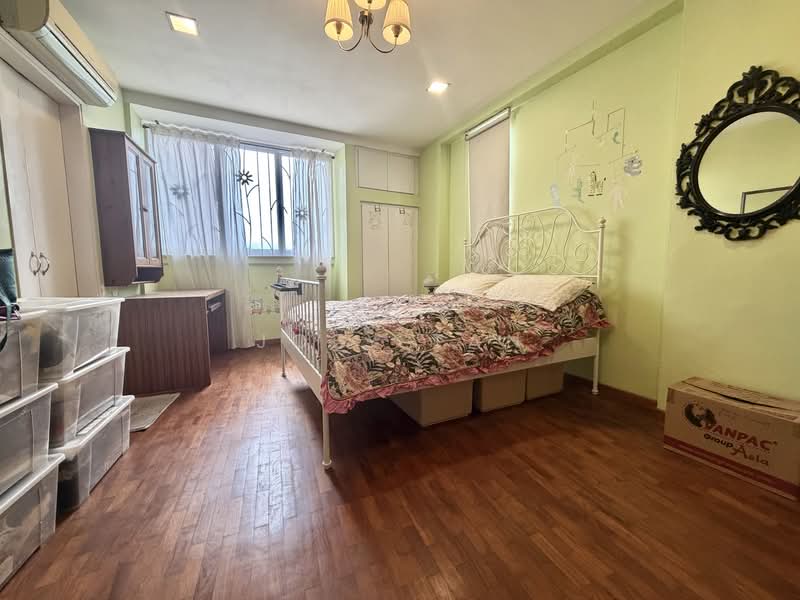 Loyang Valley Condominium For Sale at S$ 1,938,000 | PropertyGuru Singapore - Bedroom