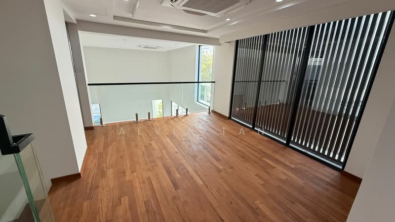 BEDOK TERRACE Corner Terrace For Sale at S$ 7,200,000 | PropertyGuru Singapore - Interior