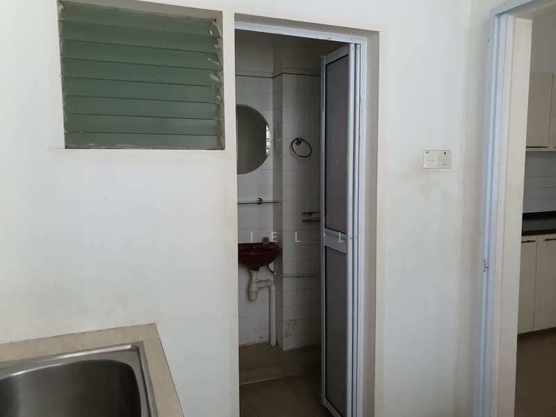 Lion Towers Apartment For Sale at S$ 3,900,000 | PropertyGuru Singapore - Bathroom