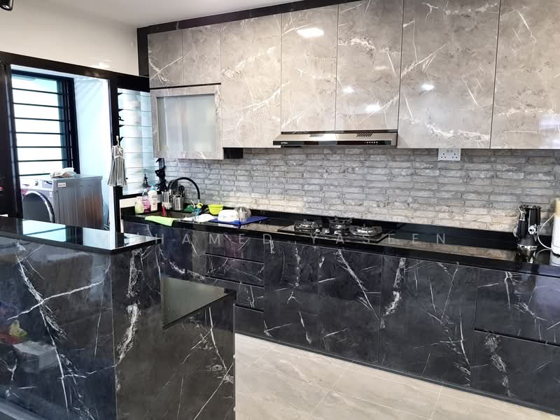 606B Tampines Street 61 HDB Flat For Sale at S$ 900,000 | PropertyGuru Singapore - Kitchen