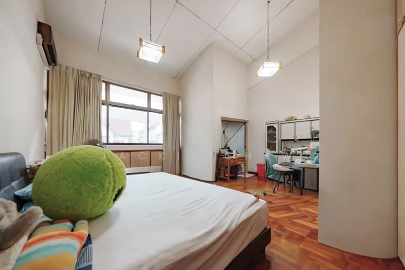 ❤️GIANT⚡️2.5 Storey Semi-D Hse near Mattar MRT! Available soon for RENT, Sallim Road/ Mattar Road/ Aljunied Road, 3 Bedrooms, 6,000 sqft, Semi-Detached House For Rent, by Jackie Chew, 500074617 - Bedroom - PropertyGuru.com.sg