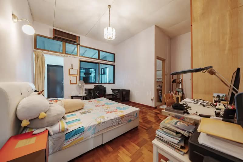 ❤️GIANT⚡️2.5 Storey Semi-D Hse near Mattar MRT! Available soon for RENT, Sallim Road/ Mattar Road/ Aljunied Road, 3 Bedrooms, 6,000 sqft, Semi-Detached House For Rent, by Jackie Chew, 500074617 - Bedroom - PropertyGuru.com.sg