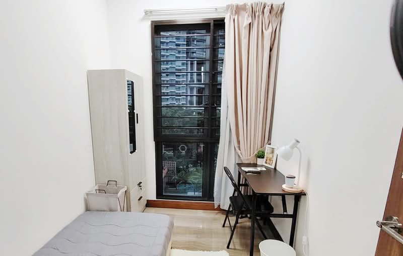 Tanglin View, 150 Prince Charles Crescent, Room Rental, 120 sqft, Condominium For Rent, by Charlotte Lin, 500074650 - Bedroom - PropertyGuru.com.sg