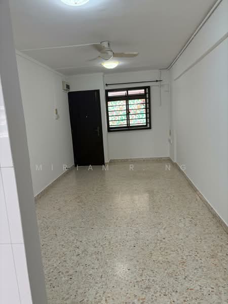 704 Yishun Avenue 5, 704 Yishun Avenue 5, 2 Bedrooms, 731 sqft, HDB Flat For Sale, by Miriam R. Ng, 500074652 - Interior - PropertyGuru.com.sg