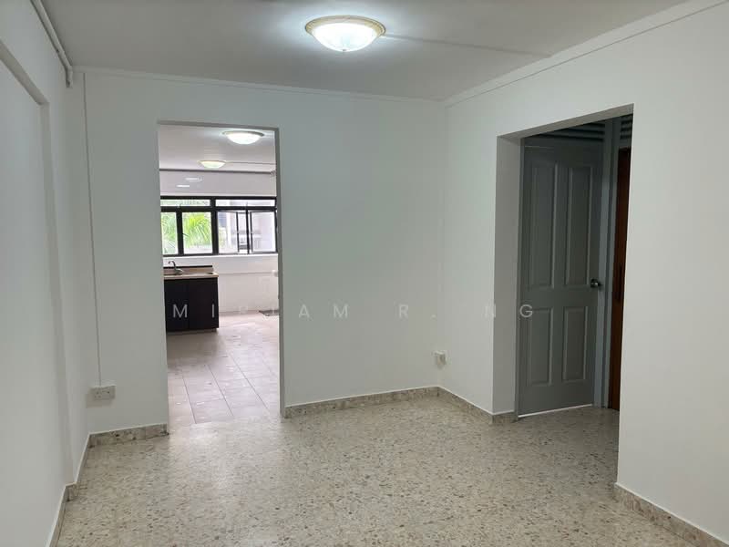 704 Yishun Avenue 5, 704 Yishun Avenue 5, 2 Bedrooms, 731 sqft, HDB Flat For Sale, by Miriam R. Ng, 500074652 - Kitchen - PropertyGuru.com.sg