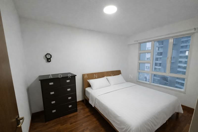 40A Margaret Drive HDB Flat For Sale at S$ 830,000 | PropertyGuru Singapore - Bedroom