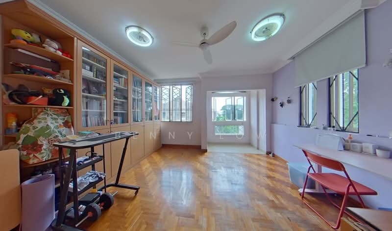 Parry Green, Parry Green, 6 Bedrooms, 2,928 sqft, Corner Terrace For Sale, by Benny Low, 500074654 - Study - PropertyGuru.com.sg
