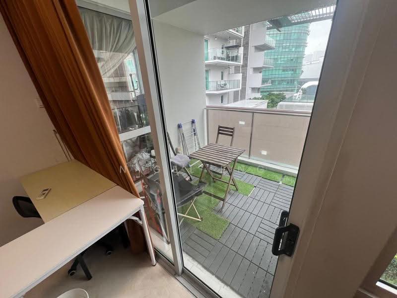 8 @ Mount Sophia, 8 Mount Sophia, Orchard / River Valley, Room Rental, 120 sqft, Condominium For Rent, by Nigel Eng, 500074675 - Balcony - PropertyGuru.com.sg