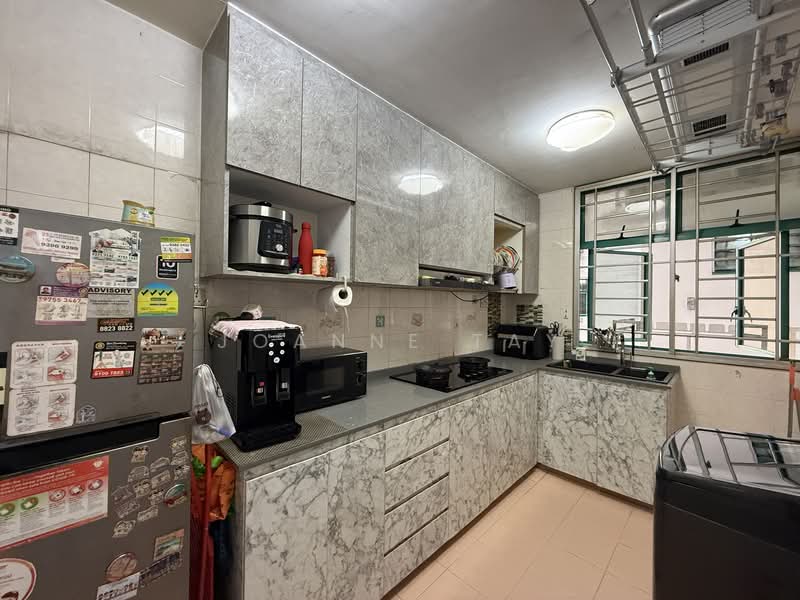 476 Segar Road HDB Flat For Sale at S$ 545,000 | PropertyGuru Singapore - Kitchen