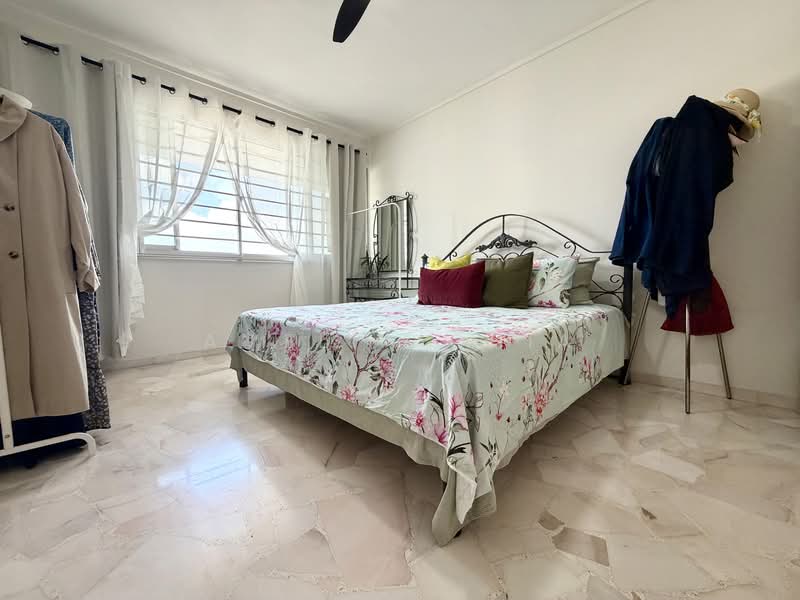 119 Pasir Ris Street 11 HDB Flat For Sale at S$ 780,000 | PropertyGuru Singapore - Bedroom