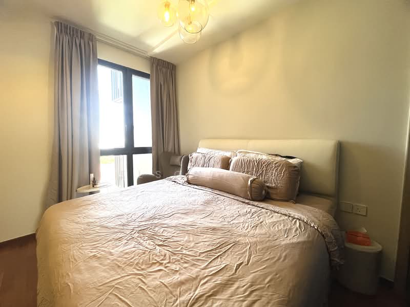Urban Treasures Condominium For Sale at S$ 1,500,000 | PropertyGuru Singapore - Bedroom