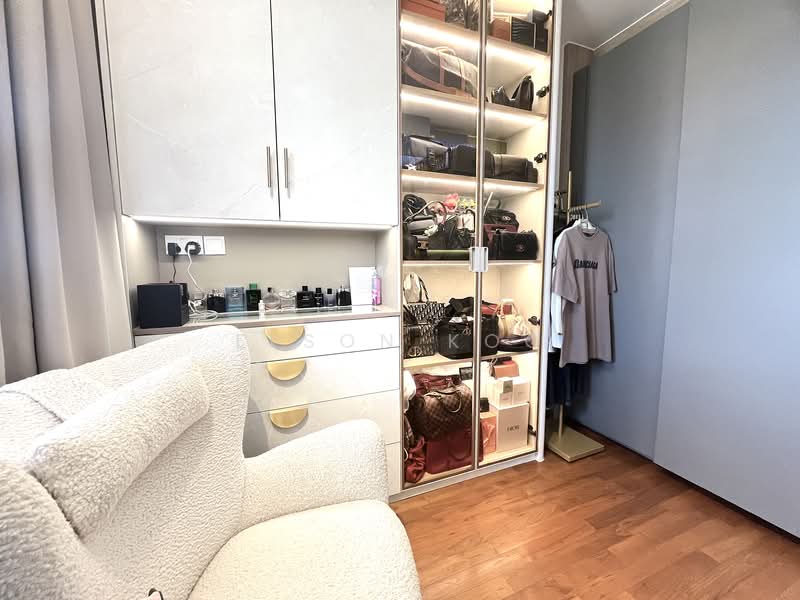 Urban Treasures Condominium For Sale at S$ 1,500,000 | PropertyGuru Singapore - Interior