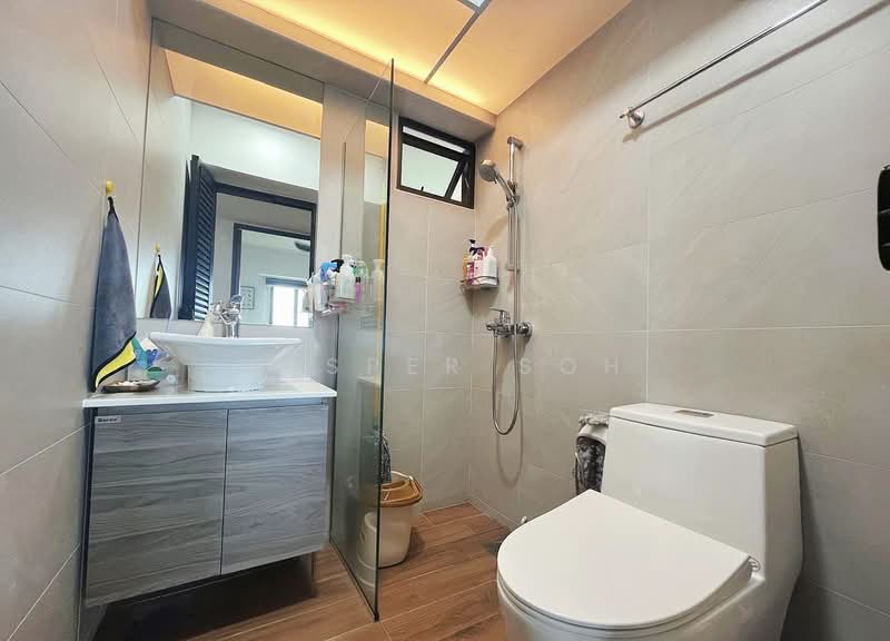 86 Dawson Road HDB Flat For Sale at S$ 1,300,000 | PropertyGuru Singapore - Bathroom