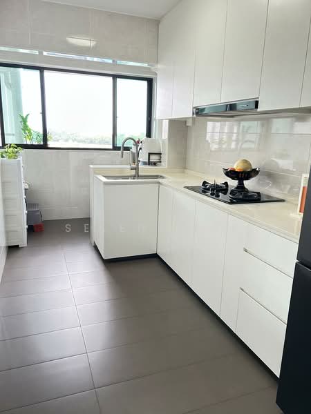 550A Segar Road HDB Flat For Sale at S$ 670,000 | PropertyGuru Singapore - Kitchen