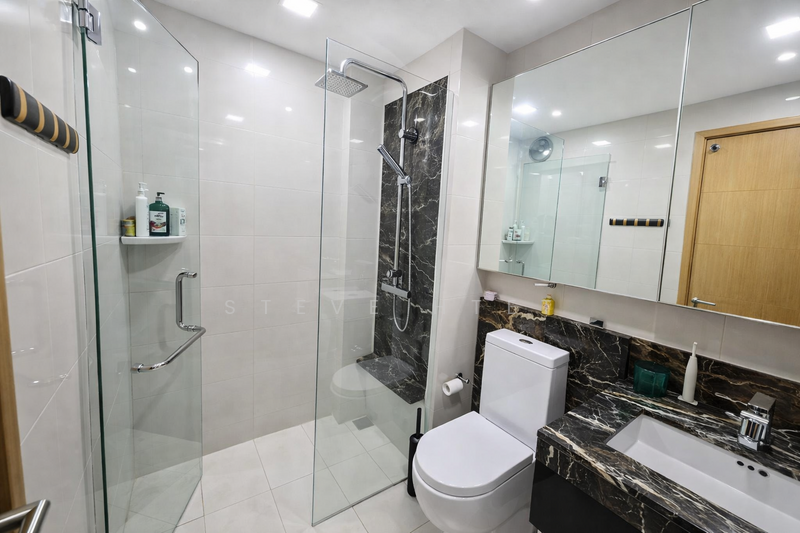 The Mezzo Apartment For Sale at S$ 938,000 | PropertyGuru Singapore - Bathroom