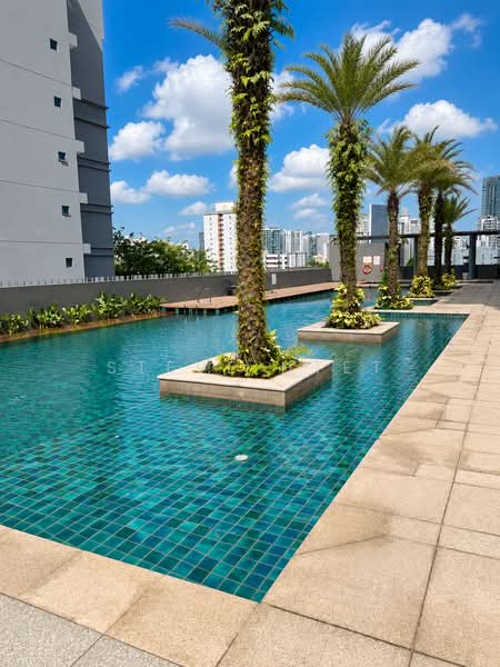 The Mezzo, 205 Balestier Road, 1 Bedroom, 560 sqft, Apartment For Sale, by Steve Htet, 500074705 - Pool - PropertyGuru.com.sg