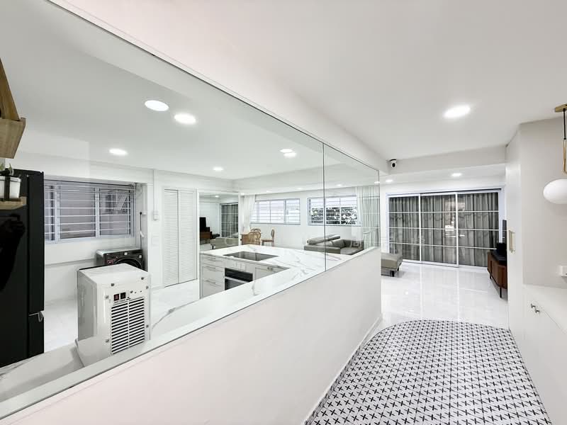 121 Mcnair Road HDB Flat For Sale at S$ 1,100,000 | PropertyGuru Singapore - Living Room