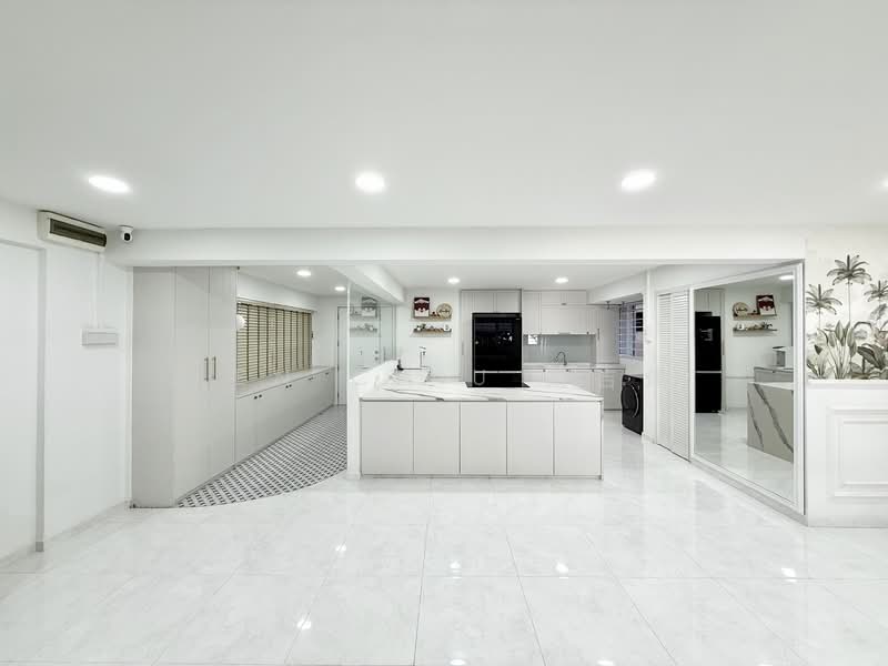 121 Mcnair Road HDB Flat For Sale at S$ 1,100,000 | PropertyGuru Singapore - Kitchen