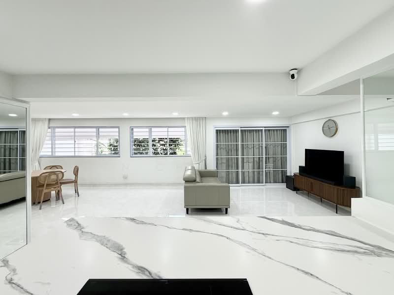 121 Mcnair Road HDB Flat For Sale at S$ 1,100,000 | PropertyGuru Singapore - Living Room