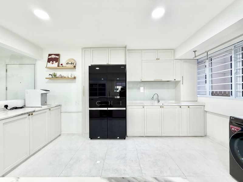 121 Mcnair Road HDB Flat For Sale at S$ 1,100,000 | PropertyGuru Singapore - Kitchen