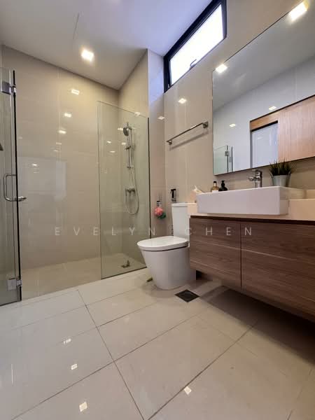 The Serenno Apartment For Sale at S$ 2,680,000 | PropertyGuru Singapore - Bathroom