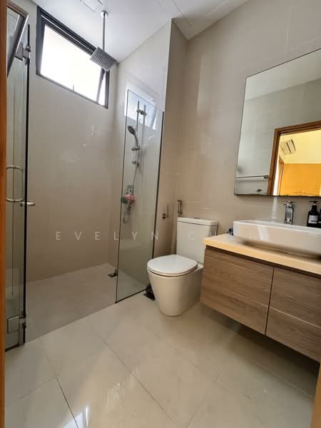 The Serenno Apartment For Sale at S$ 2,680,000 | PropertyGuru Singapore - Bathroom