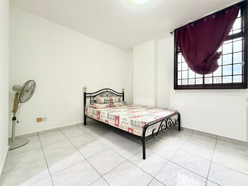 659 Choa Chu Kang Crescent, 659 Choa Chu Kang Crescent, 3 Bedrooms, 1,076 sqft, HDB Flat For Rent, by Elaine Chua, 500074737 - Bedroom - PropertyGuru.com.sg