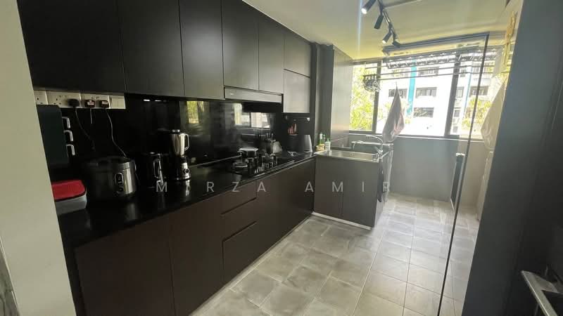 501 Bedok North Street 3 HDB Flat For Sale at S$ 420,000 | PropertyGuru Singapore - Kitchen