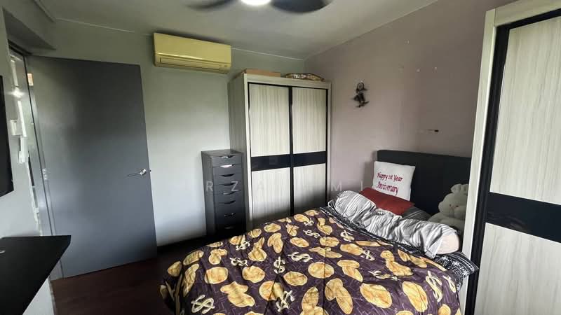 501 Bedok North Street 3 HDB Flat For Sale at S$ 420,000 | PropertyGuru Singapore - Bedroom
