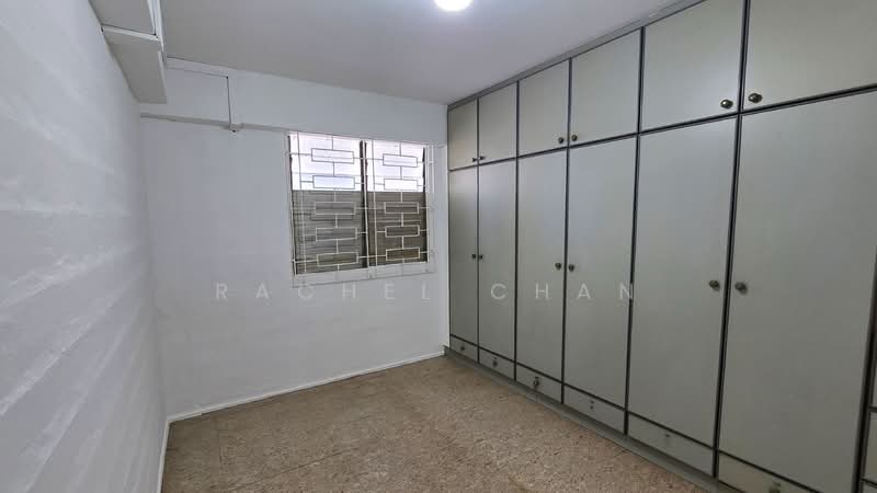 63 Kallang Bahru HDB Flat For Sale at S$ 428,000 | PropertyGuru Singapore - Bedroom