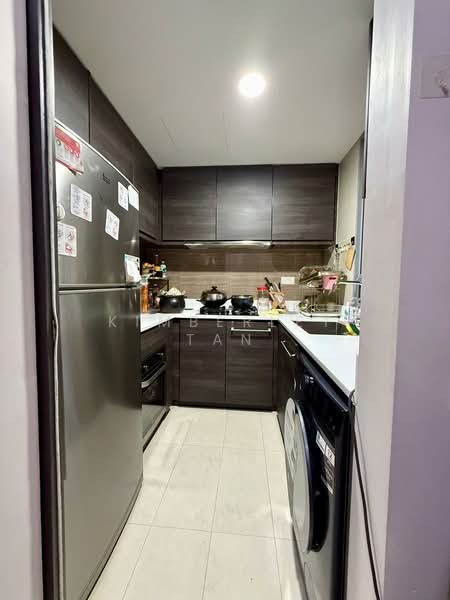 RiverTrees Residences, 21 Fernvale Close, 3 Bedrooms, 947 sqft, Condominium For Rent, by Kimberley Tan, 500074787 - Kitchen - PropertyGuru.com.sg