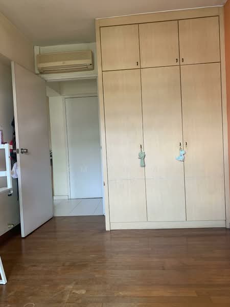 For Sale - 535 Woodlands Drive 14