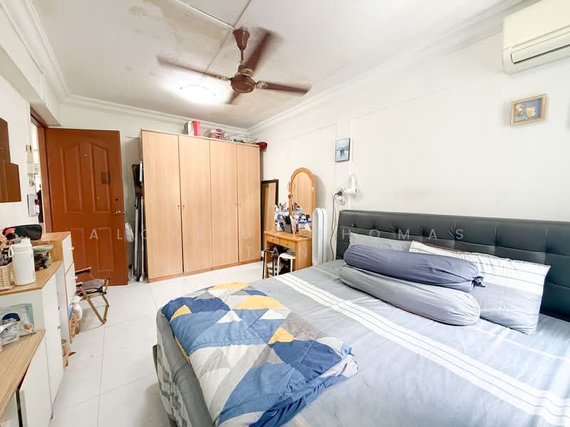 461 Ang Mo Kio Avenue 10 HDB Flat For Sale at S$ 535,000 | PropertyGuru Singapore - Bedroom