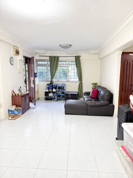 For Sale - 461 Ang Mo Kio Avenue 10