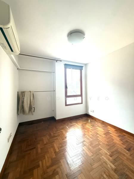 Tanah Merah Kechil Road, , 5 Bedrooms, 3,000 sqft, Terraced House For Rent, by Desmond Yeo, 500074803 - Bedroom - PropertyGuru.com.sg