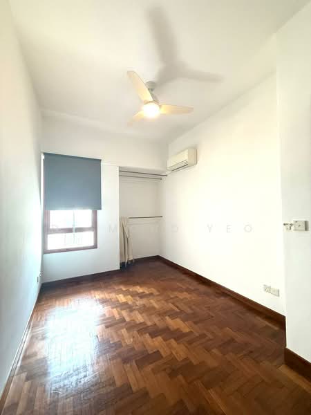 Tanah Merah Kechil Road, , 5 Bedrooms, 3,000 sqft, Terraced House For Rent, by Desmond Yeo, 500074803 - Bedroom - PropertyGuru.com.sg