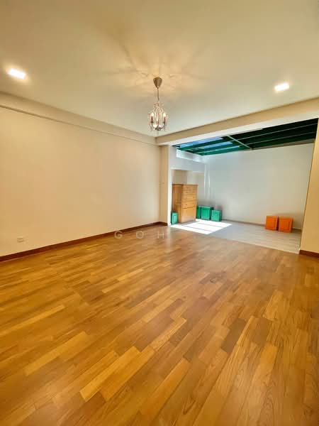 Villa Azura Condominium For Sale at S$ 3,330,000 | PropertyGuru Singapore - Interior