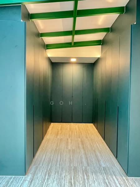 Villa Azura Condominium For Sale at S$ 3,330,000 | PropertyGuru Singapore - Corridor