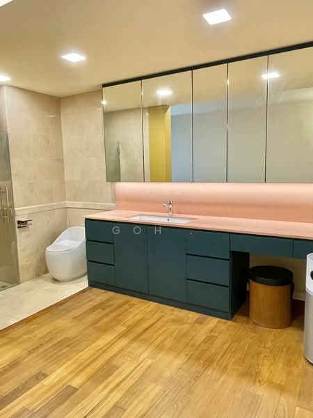 Villa Azura, 1 Cherry Avenue, 2 Bedrooms, 1,668 sqft, Condominium For Sale, by Goh ., 500074812 - Bathroom - PropertyGuru.com.sg