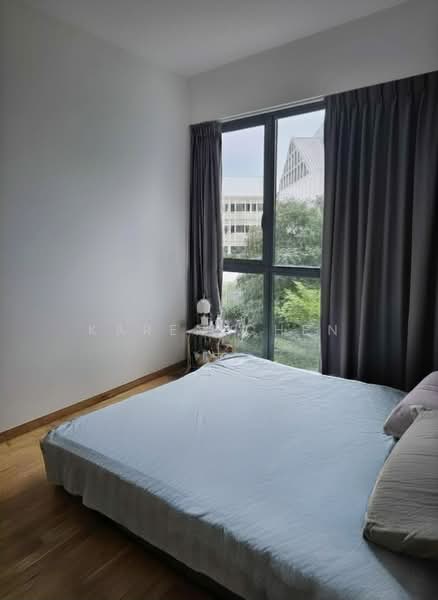 Parc Olympia, 52 Flora Drive, Changi Airport / Changi Village, 2 Bedrooms, 797 sqft, Condominium For Sale, by Karen Chen, 500074818 - Bedroom - PropertyGuru.com.sg