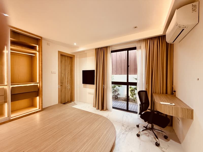 ⭐️⭐️LANDED7772 @ RENOVATED SEMI-D OFF SIGLAP Semi-Detached House For Sale at S$ 6,990,000 | PropertyGuru Singapore - Bedroom