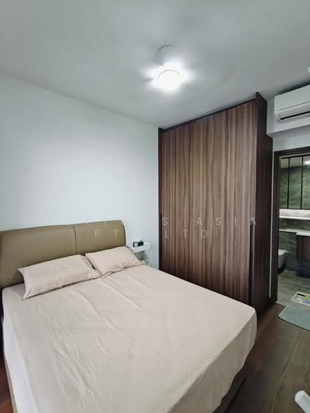Lentor Modern, Lentor Central, 4 Bedrooms, 990 sqft, Condominium For Rent, by CLEO, 500074822 - Bedroom - PropertyGuru.com.sg