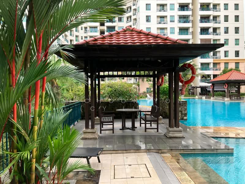 Hillbrooks Condominium For Sale at S$ 1,720,000 | PropertyGuru Singapore - Exterior