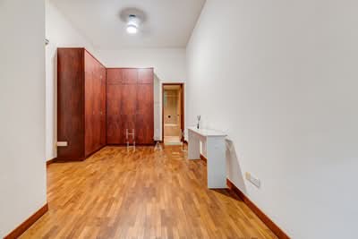 For Rent - Chelsea Lodge